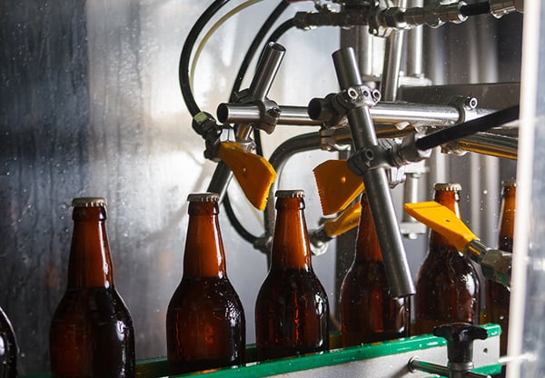 Hvordan bliver regler og kontroller en konkurrencefordel