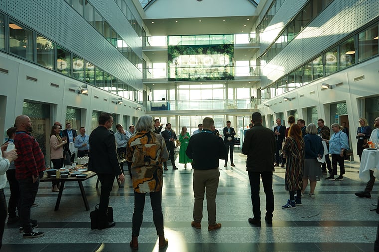 Forsamling-til-E-handels-prisuddeling