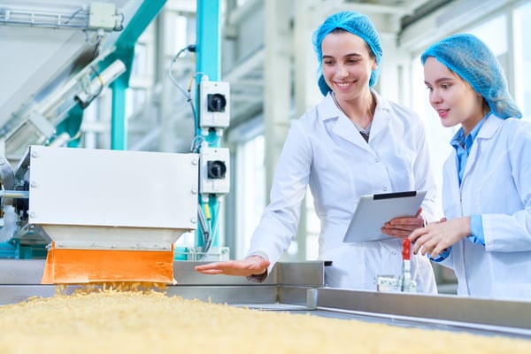 Snabbare och säkrare matindustri: Fördelarna med en spårbarhetslösning